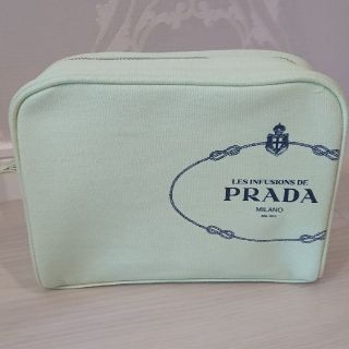 プラダ(PRADA)のPRADA プラダポーチ ノベルティ キャンパス(ポーチ)