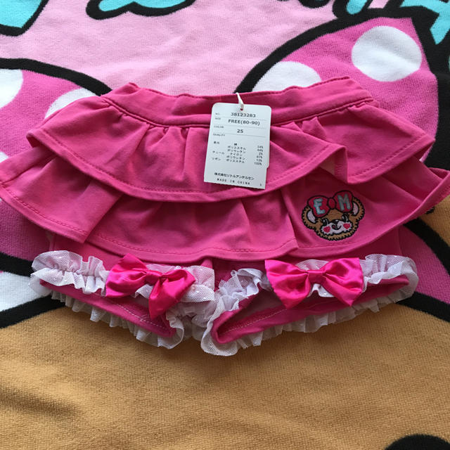 EARTHMAGIC(アースマジック)のフリル スカパン 80-90 ピンク キッズ/ベビー/マタニティのキッズ服女の子用(90cm~)(スカート)の商品写真