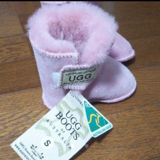 アグ(UGG)のm様取り置き(8/8まで)新品未使用 UGG ベビームートン ピンク(ブーツ)