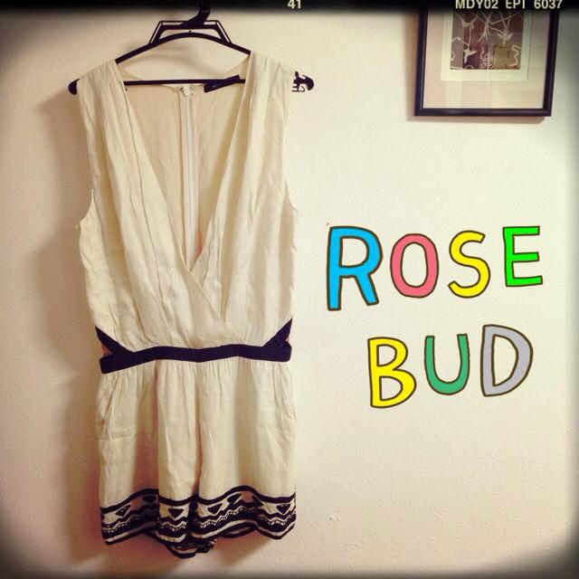 ROSE BUD(ローズバッド)の美品★ROSE BUD オールインワン レディースのパンツ(オールインワン)の商品写真