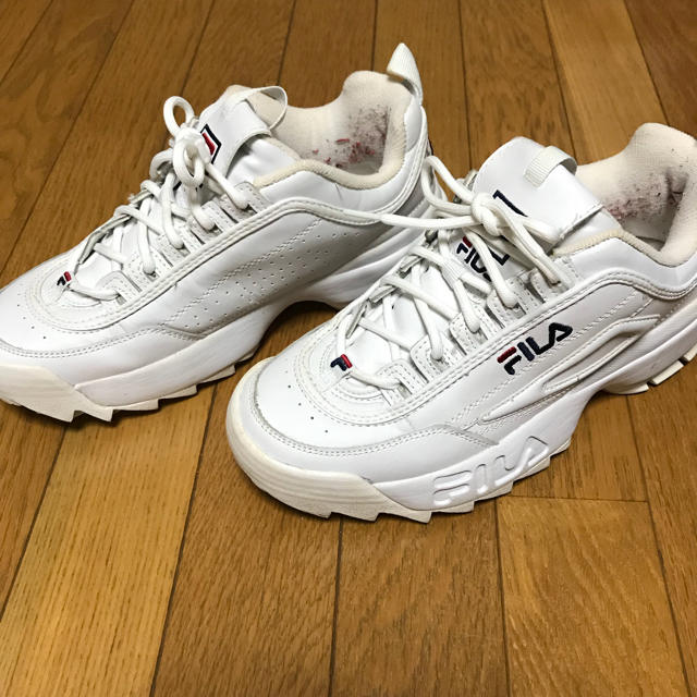 FILA(フィラ)のFILAダットスニーカー役26~26.5 メンズの靴/シューズ(スニーカー)の商品写真