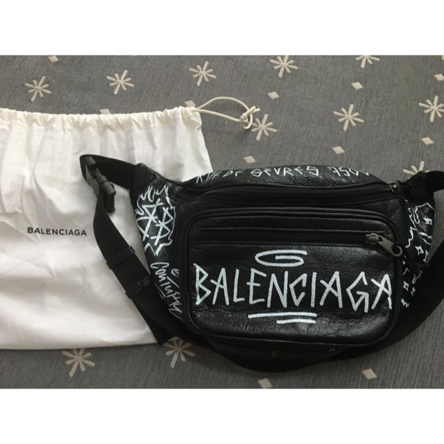 BALENCIAGA BAG(バレンシアガバッグ)のBALENCIAGA  バレンシアガ ウエストバッグ メンズのバッグ(ショルダーバッグ)の商品写真