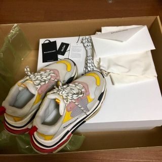 バレンシアガ(Balenciaga)のbalenciaga triple S バレンシアガ トリプルS 40(スニーカー)