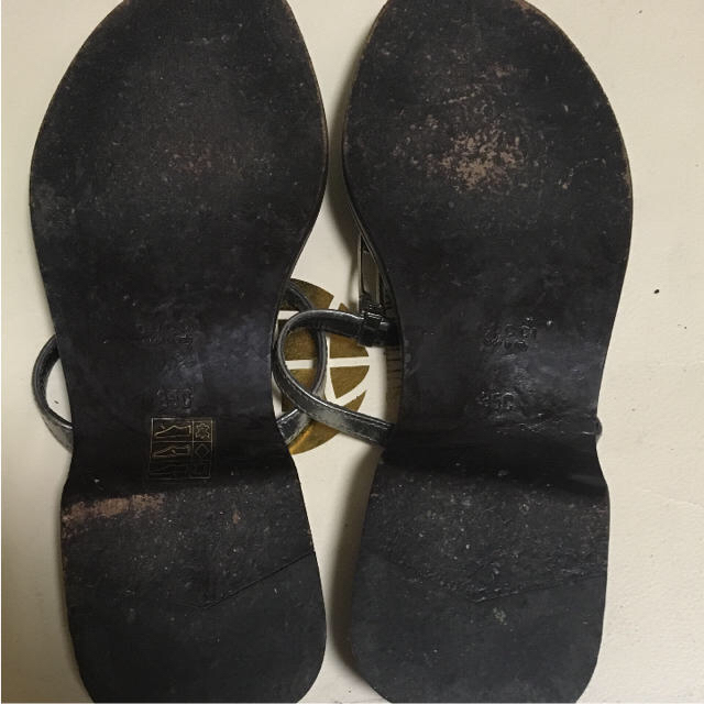 Gucci(グッチ)のGUCCI トングサンダル レディースの靴/シューズ(サンダル)の商品写真