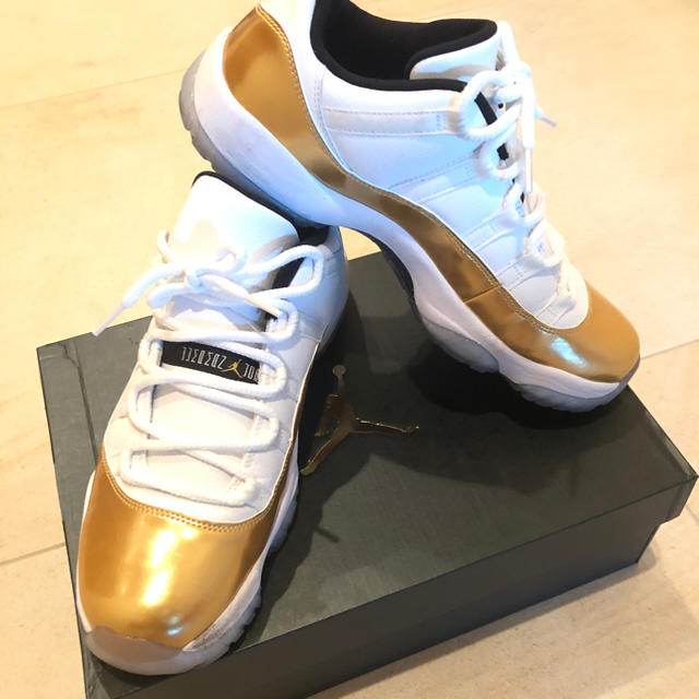 NIKE(ナイキ)のたくさん専用Air jordan11 retro low gold メンズの靴/シューズ(スニーカー)の商品写真