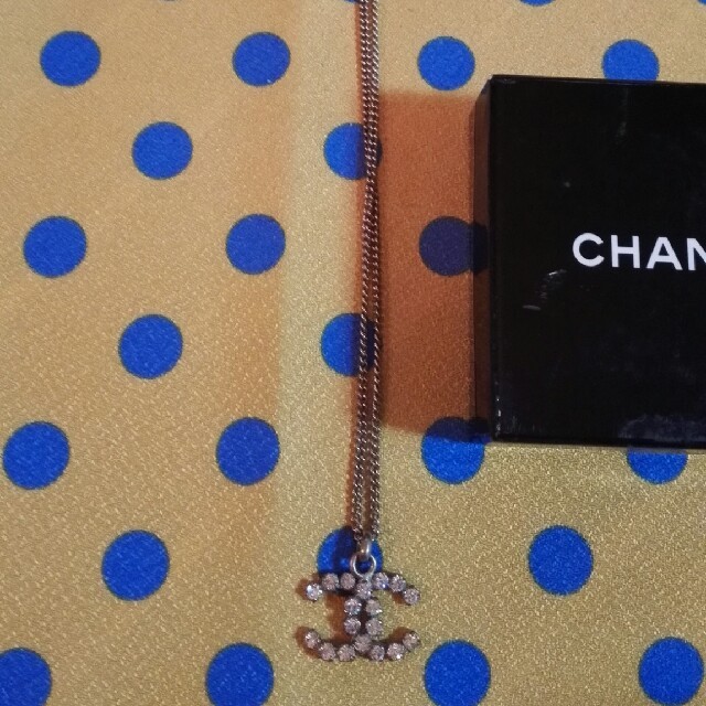 CHANEL(シャネル)のCHANEL シャネルラインストーンヴィンテージネックス レディースのアクセサリー(ネックレス)の商品写真