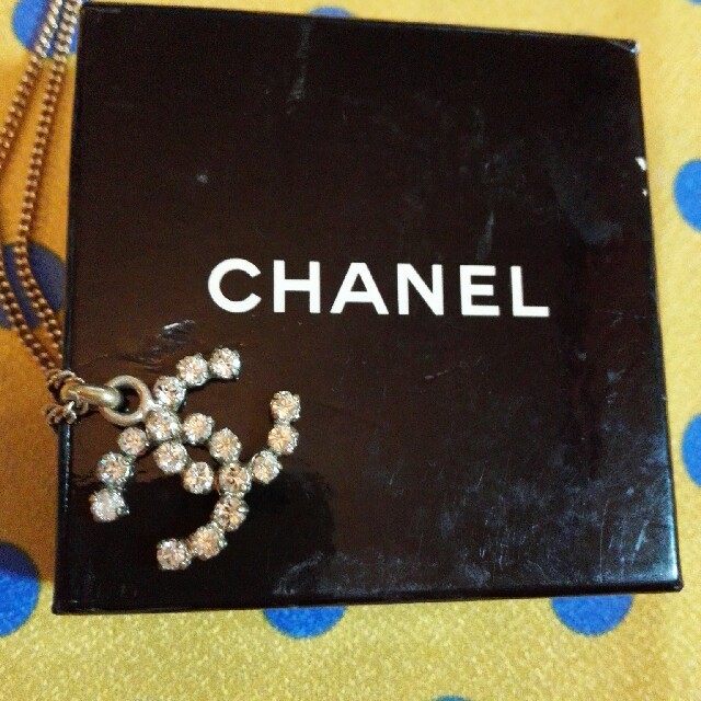 CHANEL(シャネル)のCHANEL シャネルラインストーンヴィンテージネックス レディースのアクセサリー(ネックレス)の商品写真