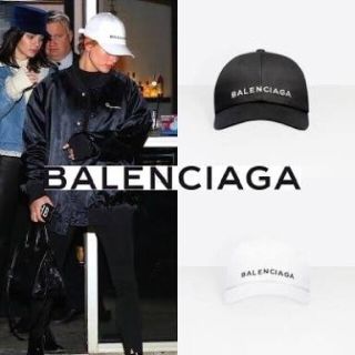 バレンシアガ(Balenciaga)のBalenciagaキャップ新品未使用ホワイトレディースL58(キャップ)