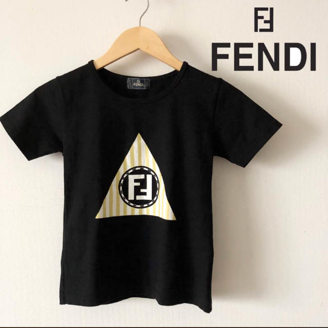 フェンディ  Tシャツ レディース  黒 半袖 FENDI ロゴ ロゴTシャツ