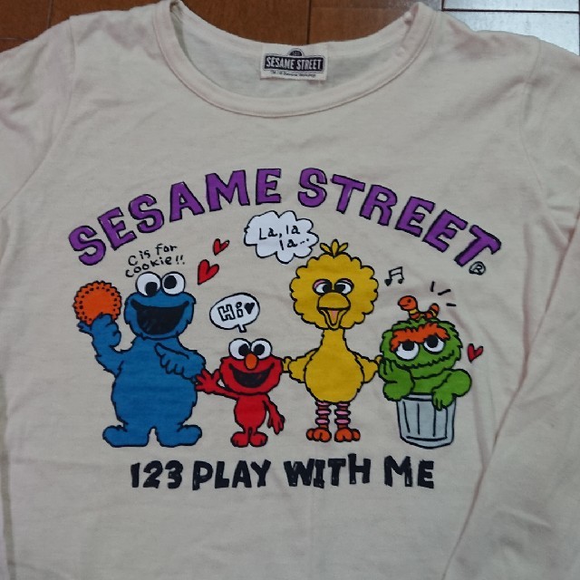 SESAME STREET(セサミストリート)の長袖Ｔシャツ   セサミストリート  Ｍサイズ キッズ/ベビー/マタニティのキッズ服女の子用(90cm~)(Tシャツ/カットソー)の商品写真