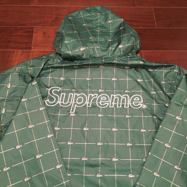 Supreme(シュプリーム)の早い者勝ち 即完売 緑 Mサイズ supreme lacoste anorak  メンズのジャケット/アウター(ナイロンジャケット)の商品写真