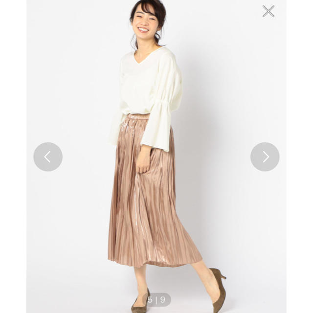 SHIPS(シップス)のシップス ピンク プリーツスカート ミモレ サテン光沢 イエナ アーバンリサーチ レディースのスカート(ひざ丈スカート)の商品写真