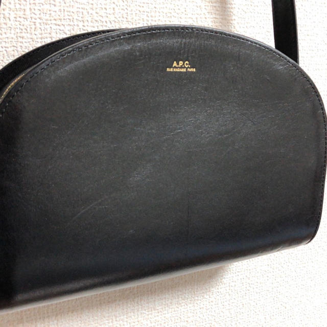 A.P.C - A.P.C. ハーフムーンショルダーバッグ