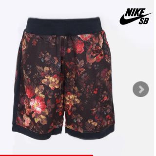 ナイキ 花柄 ショートパンツ メンズ の通販 34点 Nikeのメンズを買うならラクマ