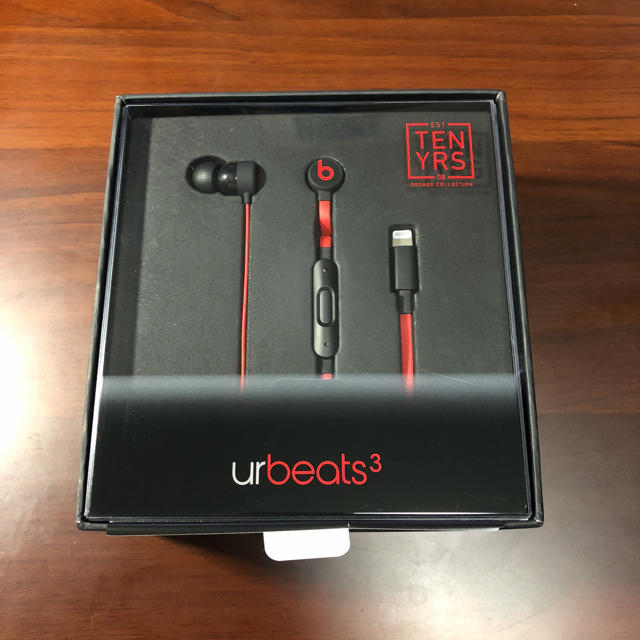 Beats by Dr Dre(ビーツバイドクタードレ)の【極美品】beats urbeats3 10周年限定モデル スマホ/家電/カメラのオーディオ機器(ヘッドフォン/イヤフォン)の商品写真