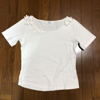 アーヴェヴェ(a.v.v)のTシャツ(Tシャツ(半袖/袖なし))