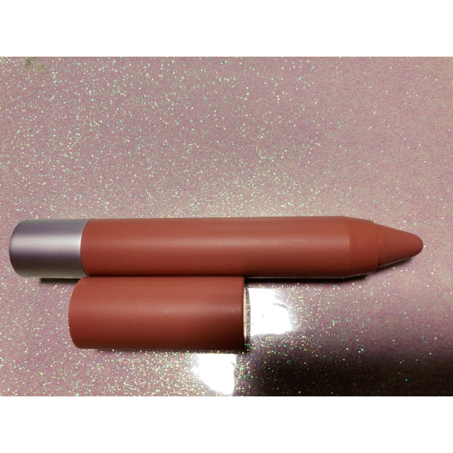 REVLON(レブロン)のレブロンカラーバーストマットバーム05🍒ほぼ未使用 コスメ/美容のベースメイク/化粧品(口紅)の商品写真