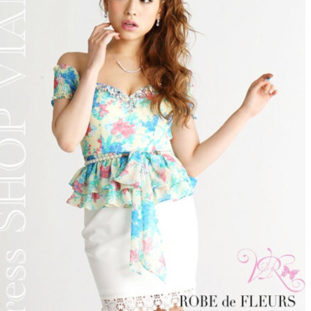 ROBE de FLEURS♡2ピースドレス 定価2万程