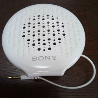 ソニー(SONY)のポータブルスピーカー　ソニー製(スピーカー)