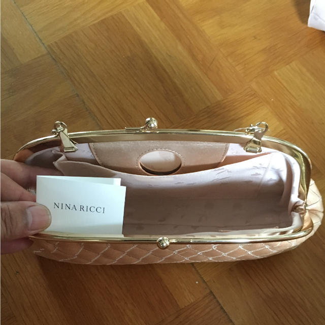 NINA RICCI(ニナリッチ)の未使用ニナリッチパーティーバッグ レディースのバッグ(クラッチバッグ)の商品写真