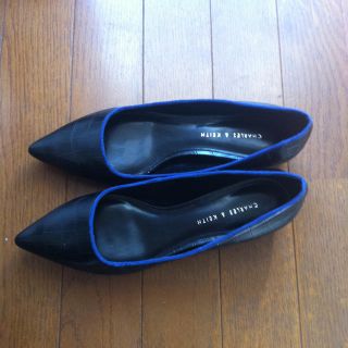 チャールズアンドキース(Charles and Keith)のCHARLES&KEITH ペタンコ靴(ハイヒール/パンプス)