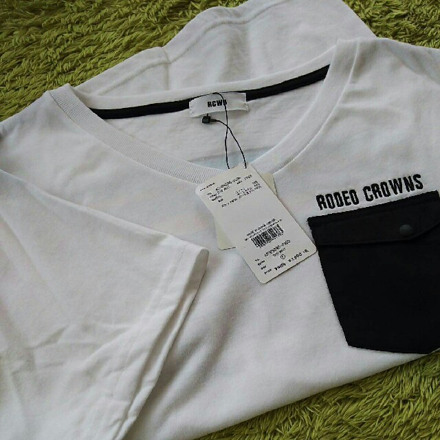 RODEO CROWNS(ロデオクラウンズ)の新品タグ付RODEOCROWNS胸ポケバックプリントT＊RCWB2018 レディースのトップス(Tシャツ(半袖/袖なし))の商品写真