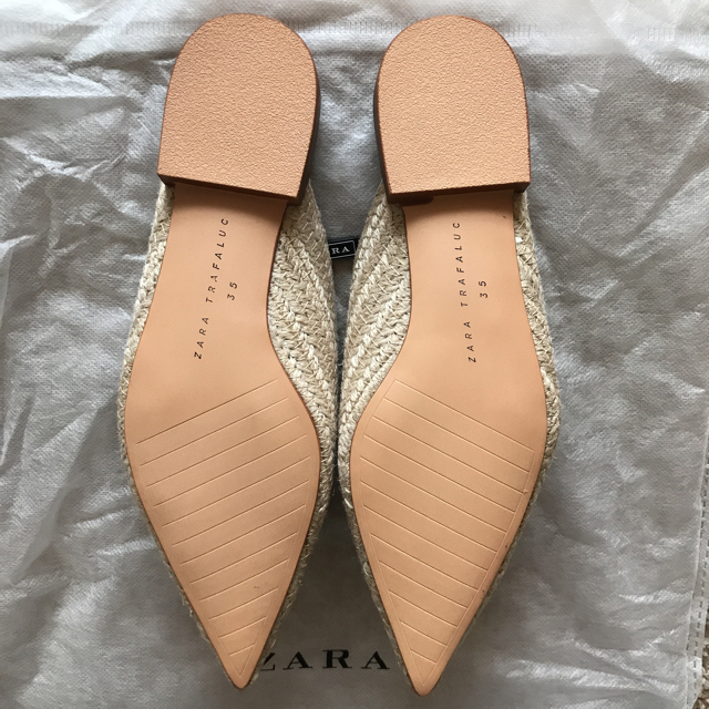 ZARA(ザラ)のZARA 編み込みミュール ラフィア パンプス 35 22 新品未使用 レディースの靴/シューズ(サンダル)の商品写真