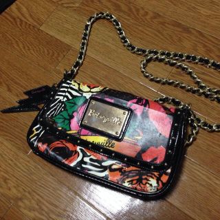 ベッツィジョンソン(BETSEY JOHNSON)のbetseyショルダーバッグ(ショルダーバッグ)