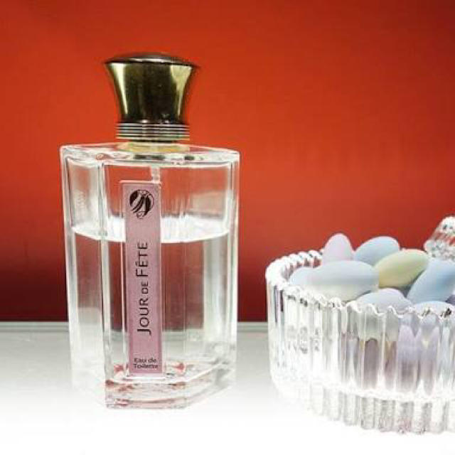 L'Artisan Parfumeur(ラルチザンパフューム)のラルチザンパフューム ジュールドフェット 100ミリ  激レア コスメ/美容の香水(香水(女性用))の商品写真