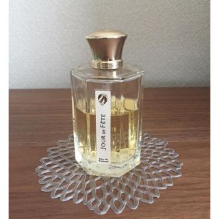 ラルチザンパフューム(L'Artisan Parfumeur)のラルチザンパフューム ジュールドフェット 100ミリ  激レア(香水(女性用))