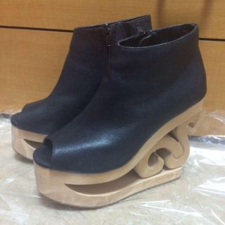 ジェフリーキャンベル(JEFFREY CAMPBELL)のスケートブーティ(ブーツ)