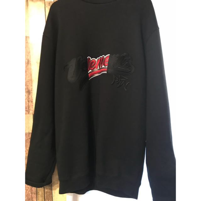 VETEMENTS Embloidered Sweat shirt 専用 メンズのトップス(スウェット)の商品写真