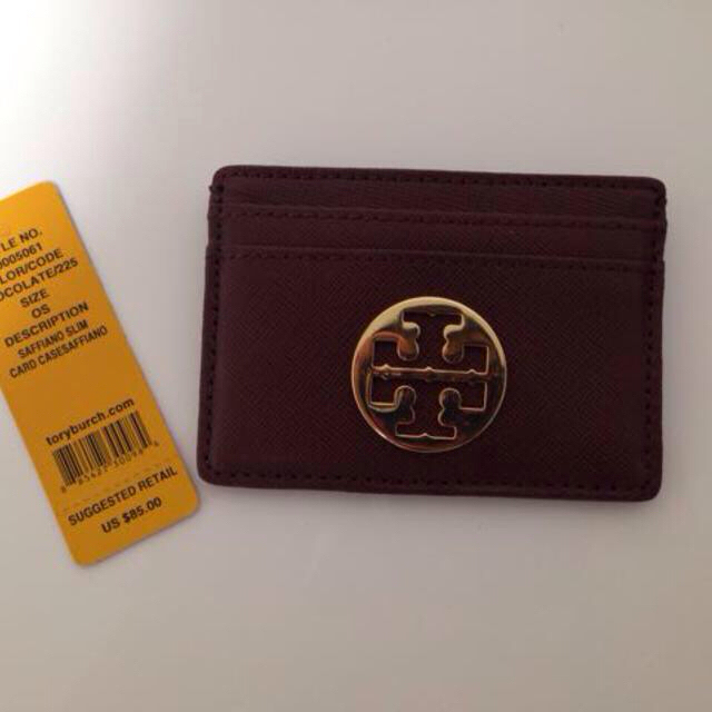 Tory Burch(トリーバーチ)の【値下げしました】トリーバーチ カードケース ブラウン レディースのファッション小物(名刺入れ/定期入れ)の商品写真