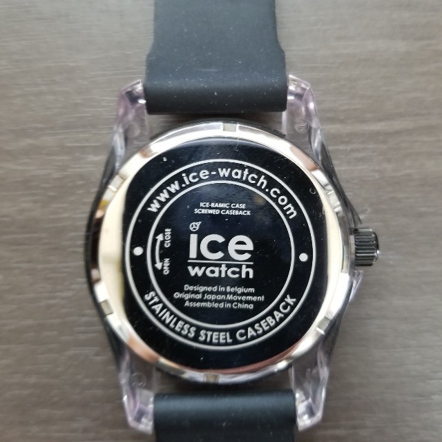 ice watch(アイスウォッチ)の腕時計　ICE　アイス　ラバーベルト メンズの時計(腕時計(アナログ))の商品写真