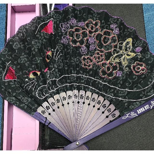 ANNA SUI(アナスイ)の♬ポテト様専念8/15販売終了即日発送可能【新品】ANNA SUI 完売 猫扇子 レディースのファッション小物(その他)の商品写真