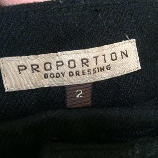 PROPORTION BODY DRESSING(プロポーションボディドレッシング)の膝丈パンツ レディースのパンツ(ハーフパンツ)の商品写真