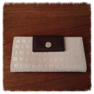 ブルガリ(BVLGARI)の長財布♪(財布)