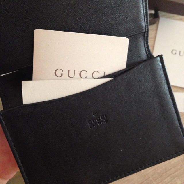 Gucci(グッチ)のGUCCI カードケース 保証書つき レディースのファッション小物(名刺入れ/定期入れ)の商品写真