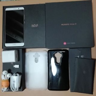 Huawei mate9 シルバー SIMフリー(スマートフォン本体)