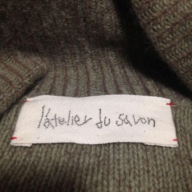 l'atelier du savon(アトリエドゥサボン)のアンゴラの毛入りニット レディースのジャケット/アウター(ロングコート)の商品写真