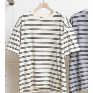 アンユーズド(UNUSED)のunused Tシャツ サイズ2(Tシャツ/カットソー(半袖/袖なし))