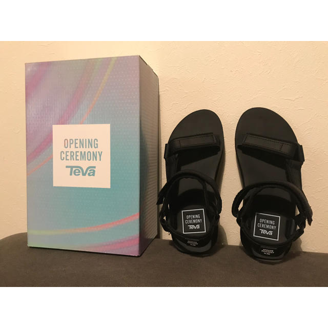 OPENING CEREMONY(オープニングセレモニー)の(新品未使用品) OPENING CEREMONY × Teva コラボサンダル メンズの靴/シューズ(サンダル)の商品写真