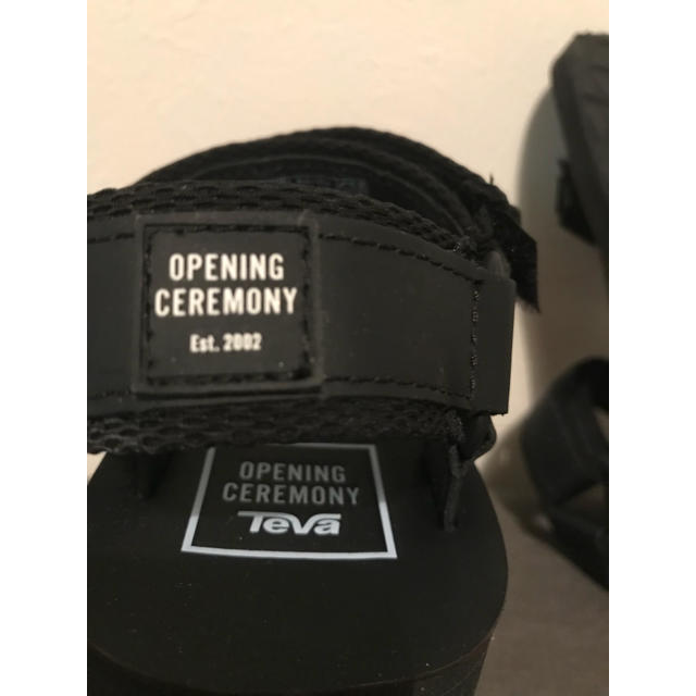 OPENING CEREMONY(オープニングセレモニー)の(新品未使用品) OPENING CEREMONY × Teva コラボサンダル メンズの靴/シューズ(サンダル)の商品写真