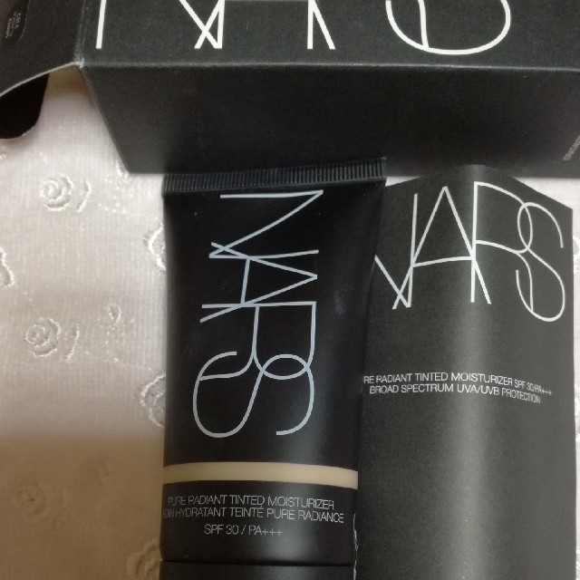 NARS(ナーズ)のNARS ファンデーション  未開封✨ コスメ/美容のベースメイク/化粧品(ファンデーション)の商品写真