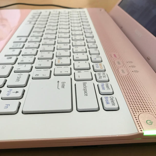 ピンク 美品 ノートパソコン VAIO