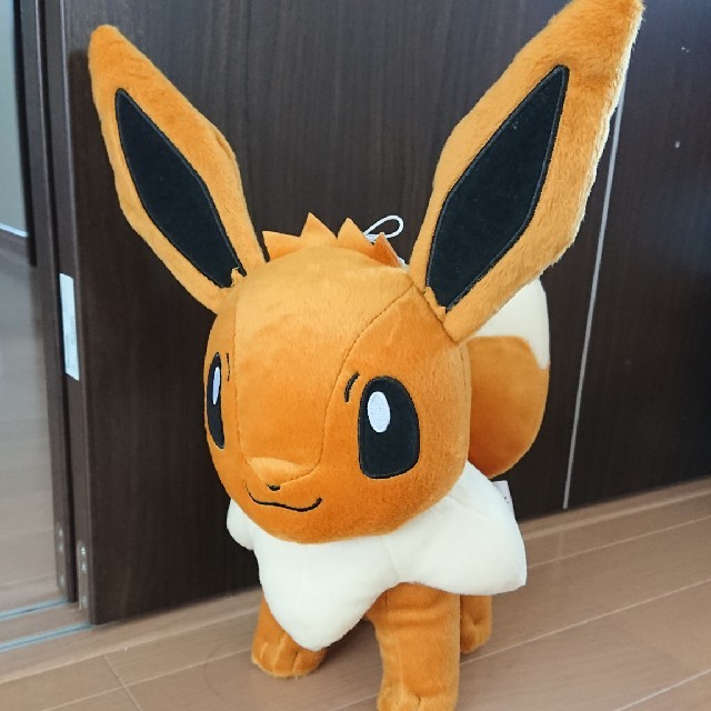 ポケモン(ポケモン)のイーブイ でっかいぬいぐるみ エンタメ/ホビーのおもちゃ/ぬいぐるみ(キャラクターグッズ)の商品写真