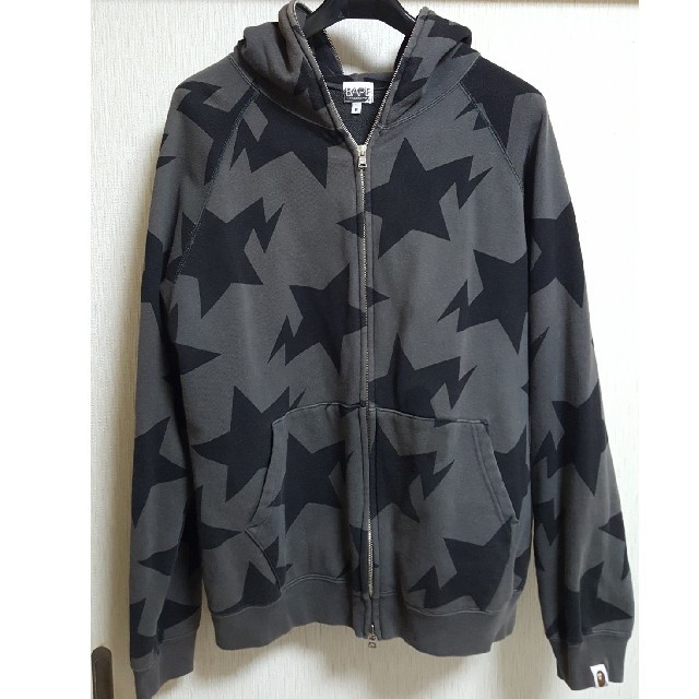 ★NFS限定★ A BATHING APE スターパーカー