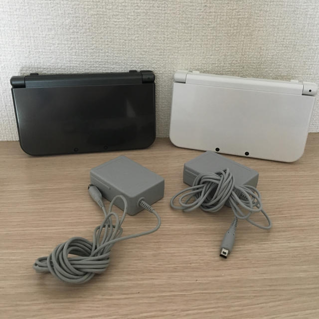 エンタメ/ホビー3DS LL 本体2台+充電器2個+おまけ