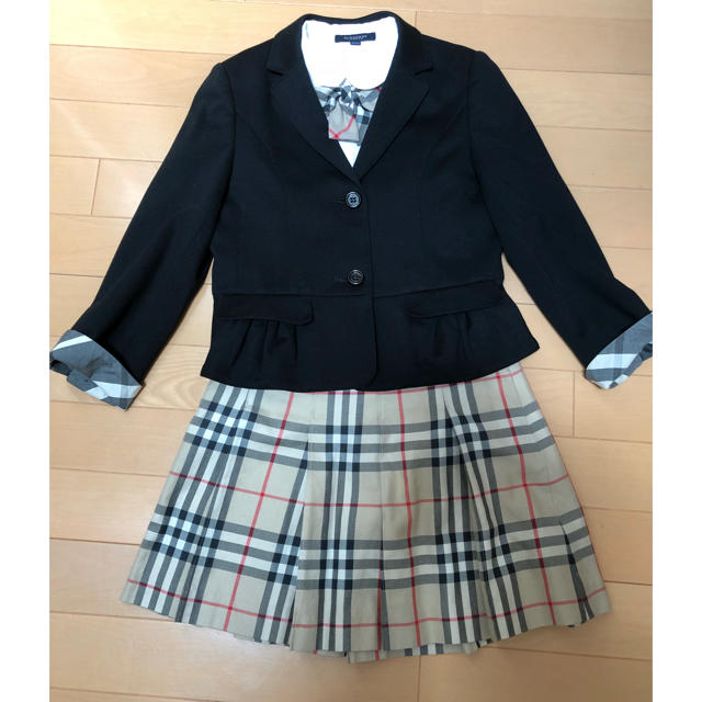 BURBERRY(バーバリー)のBurberry フォーマルセット キッズ/ベビー/マタニティのキッズ服女の子用(90cm~)(ドレス/フォーマル)の商品写真