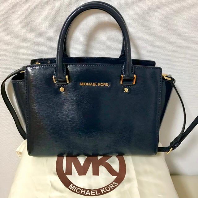 Michael Kors(マイケルコース)のセルマ ミディアム サッチェルバッグ ネイビー レディースのバッグ(ハンドバッグ)の商品写真